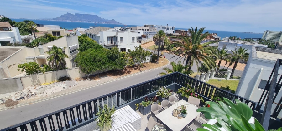 10 Bedroom Property for Sale in Bloubergstrand Western Cape